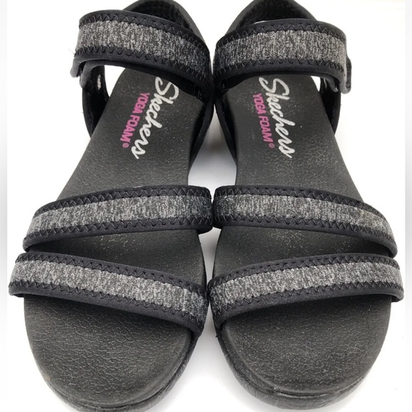 SKECHERS Yoga Foam Microburst Pure Chill Black Strappy SANDALS ADJUSTABLE Size 8 - Picture 3 of 7